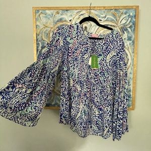 NWT Lily Pulitzer Blouse. Size L